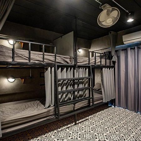 Sanim Hostel Ao Nang Екстериор снимка